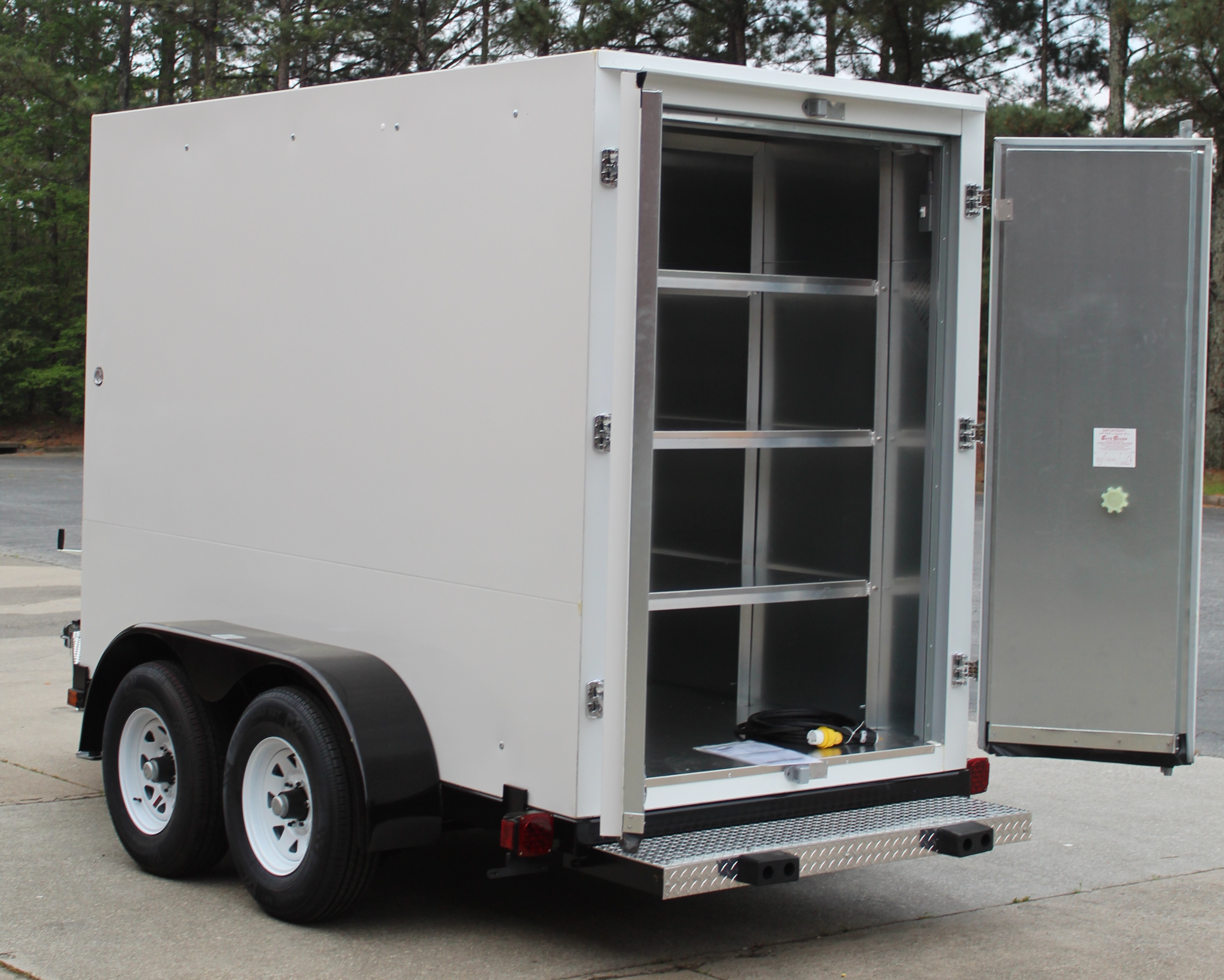 Refrigerated Trailer 5x10 with Racks