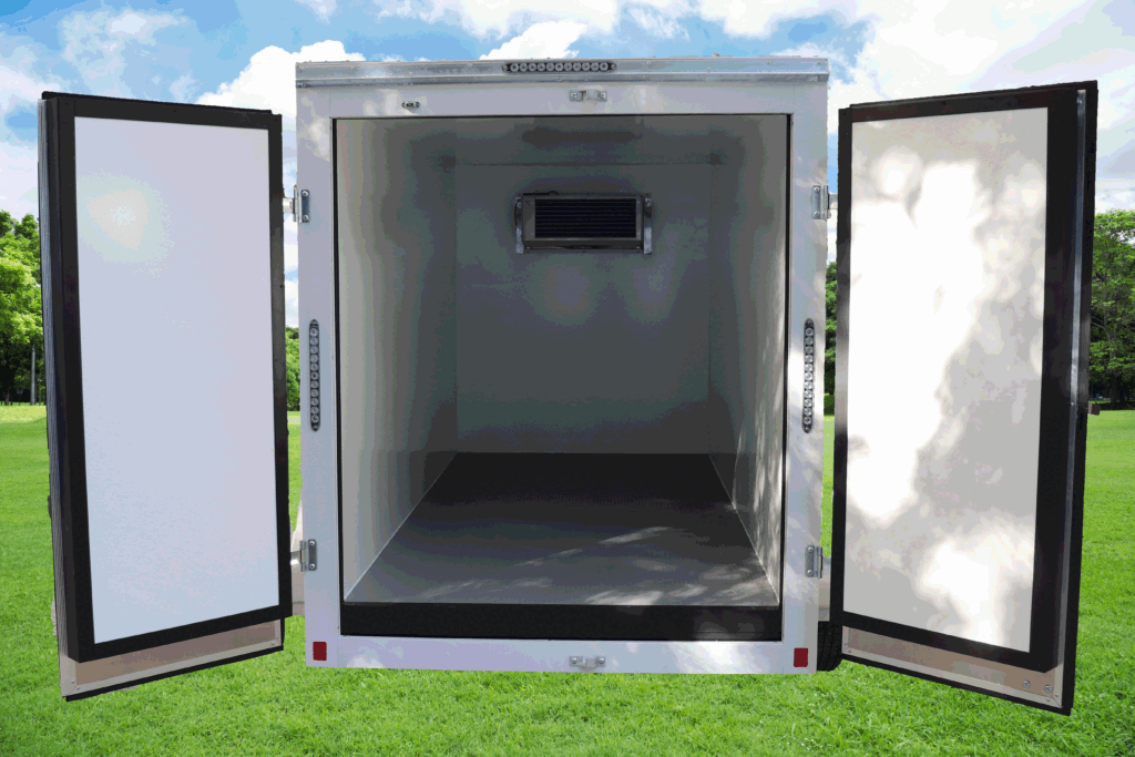 Commercial Freezer Trailer - King Cool 12' - Interior